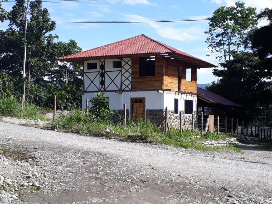 דירות Puerto Misahuallí Playa Tortuga מראה חיצוני תמונה