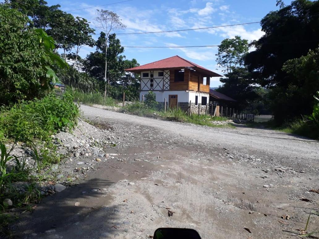 דירות Puerto Misahuallí Playa Tortuga מראה חיצוני תמונה