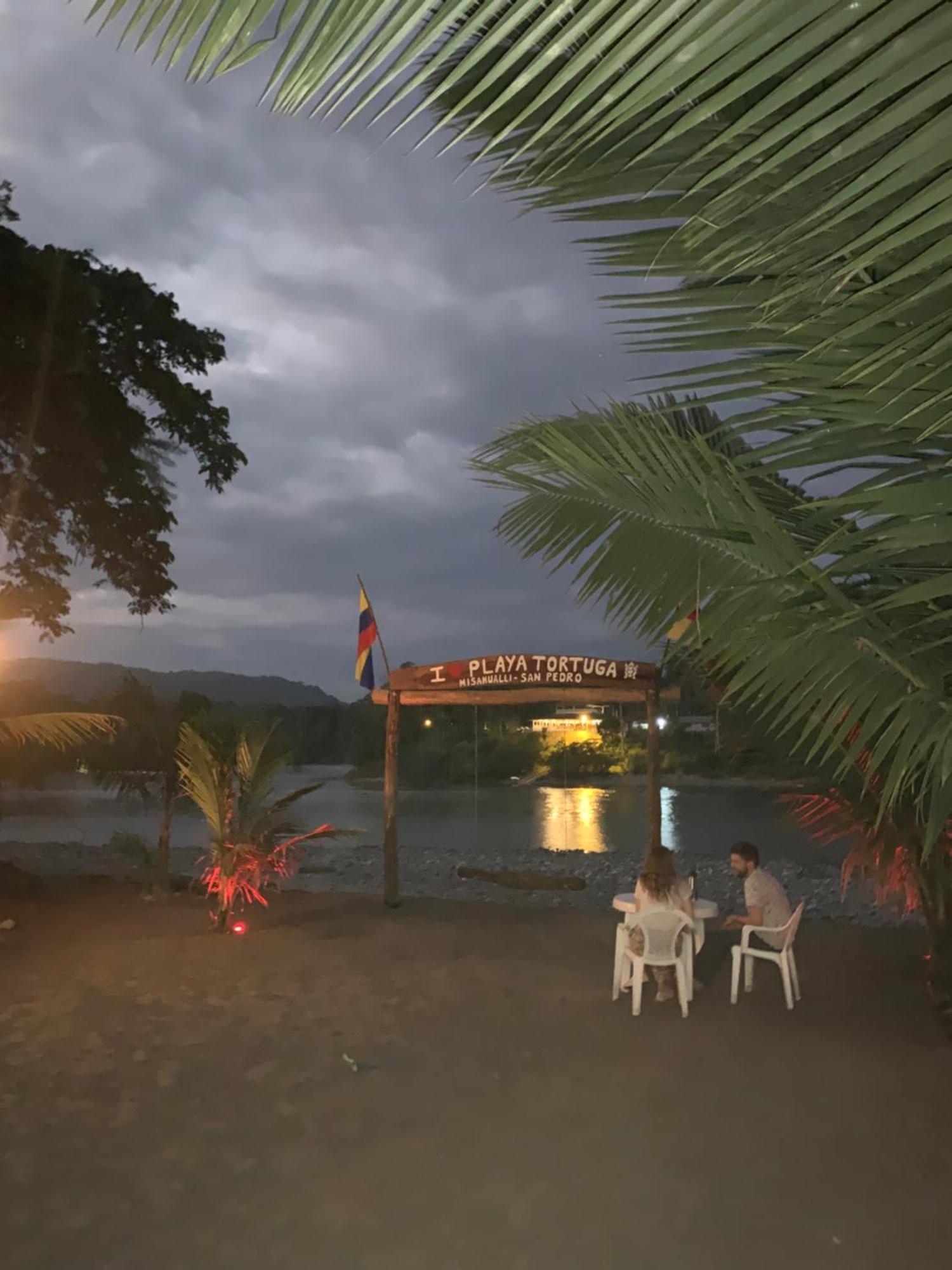 דירות Puerto Misahuallí Playa Tortuga מראה חיצוני תמונה